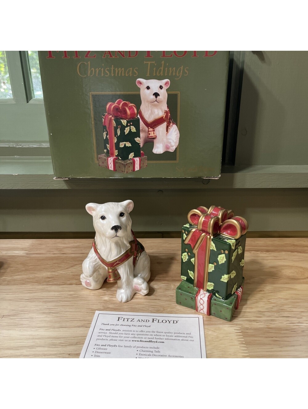 Vintage Fitz And Floyd Christmas Tidings Salt And Pepper 2004 Holiday Cottage